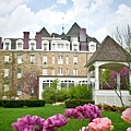 1886 crescent hotel & spa1