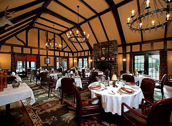 The-Sagamore-Resort-Club-Grill-Steakhouse-New-York