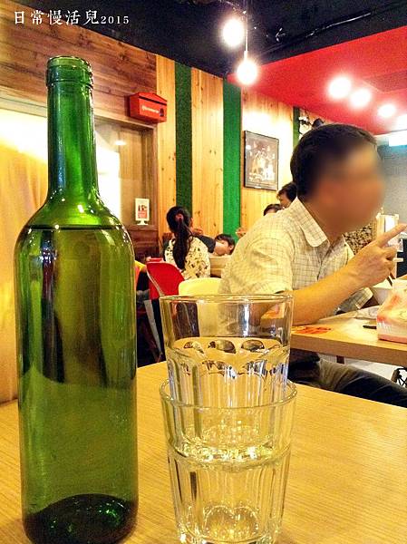水瓶及水杯自取.jpg