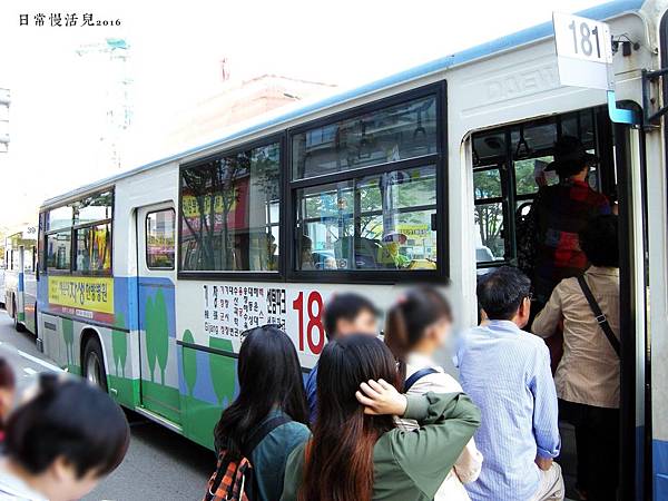 往海東龍宮寺之181路公車.jpg