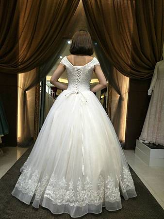 手工婚紗推薦與禮服出租 手工婚紗推薦與禮服出租