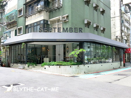 September cafe (2).JPG September cafe (2).JPG