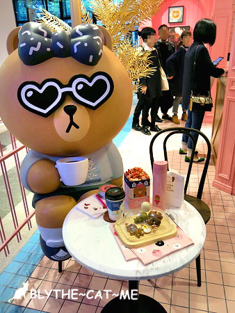 Line cafe (12).JPG Line cafe (12).JPG