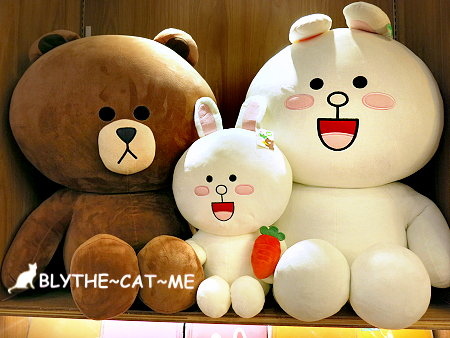 Line cafe (63.) Line cafe (63.)
