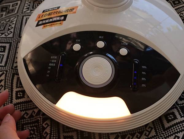 IMG_1250.JPG 夏天露營必備-SANSUI山水充電式LED驅蚊照明DC風扇| 露營電扇/充電式電風扇