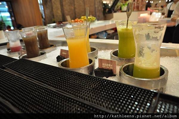 tn_DSC_0033.JPG tn_DSC_0033.JPG