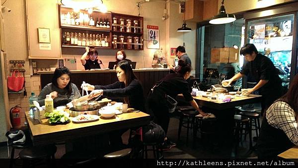 tn_IMAG5101.jpg tn_IMAG5101.jpg