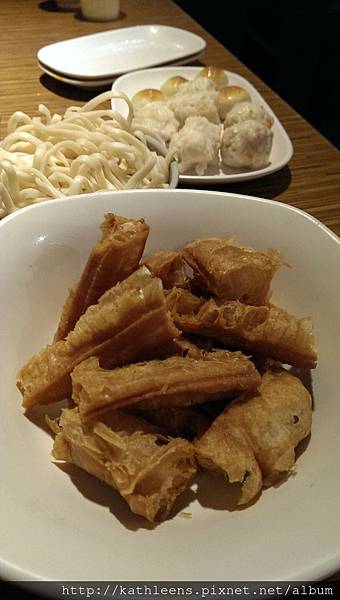 tn_IMAG5111.jpg tn_IMAG5111.jpg