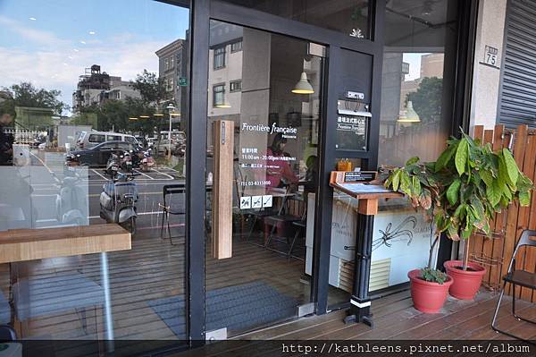 tn_DSC_0009.JPG tn_DSC_0009.JPG