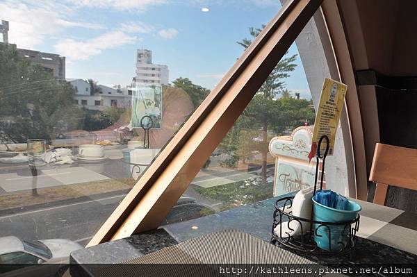 tn_DSC_0100.JPG tn_DSC_0100.JPG