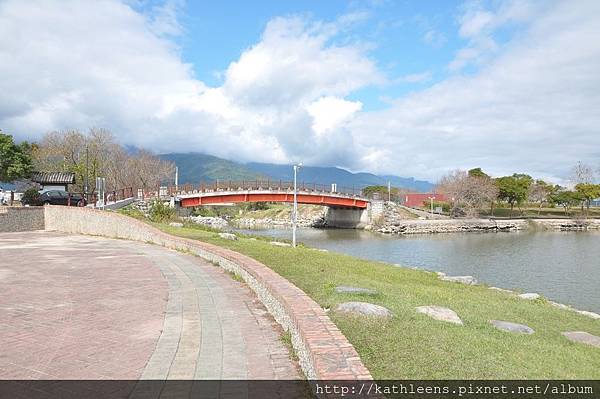 tn_DSC_0113.JPG tn_DSC_0113.JPG