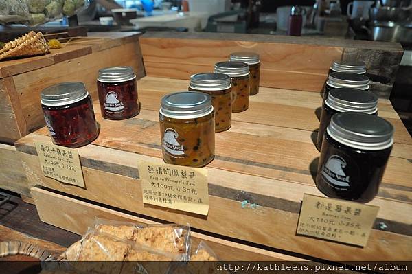 tn_DSC_0261.JPG tn_DSC_0261.JPG