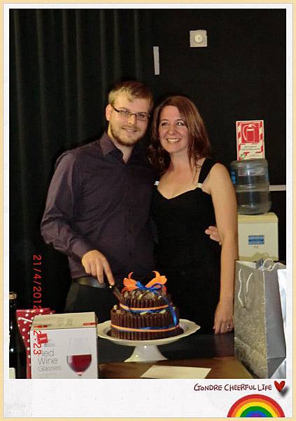 cutting cake