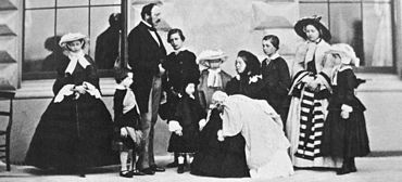 Queen_Victoria_Prince_Albert_and_their_nine_children