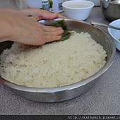 蕉葉壓實糯米飯