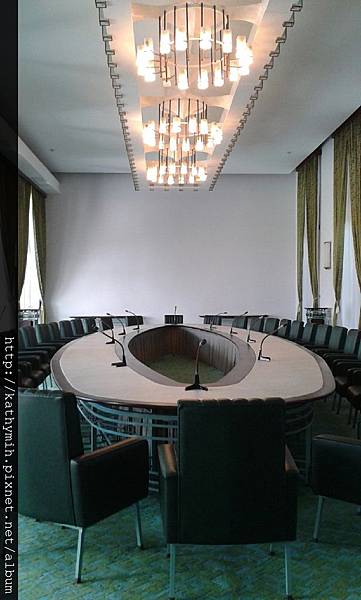 Independence Palace oval table
