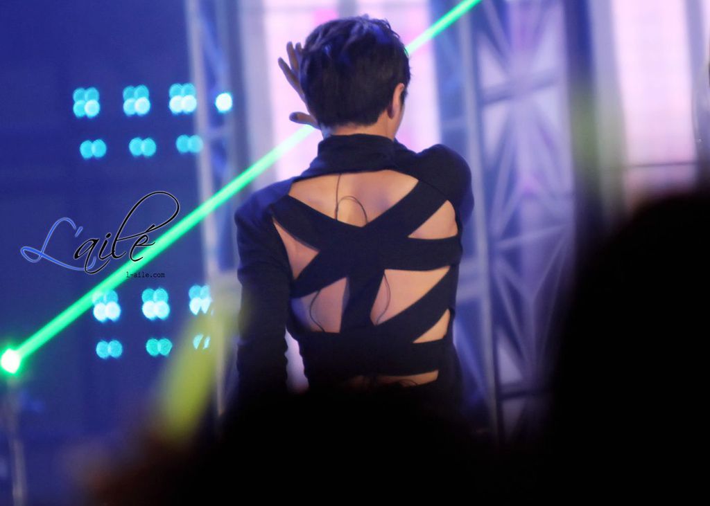 L-sexy back (haha).jpg