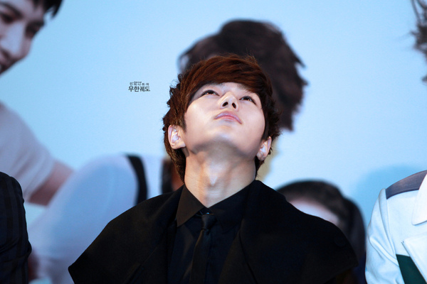 L-Band Press _Fancam (8).jpg