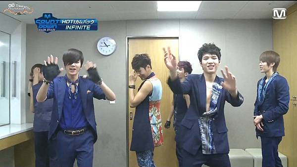 120517 MCD backstage CUT01