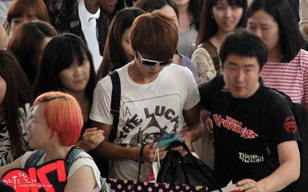 120817 go to JP (19)