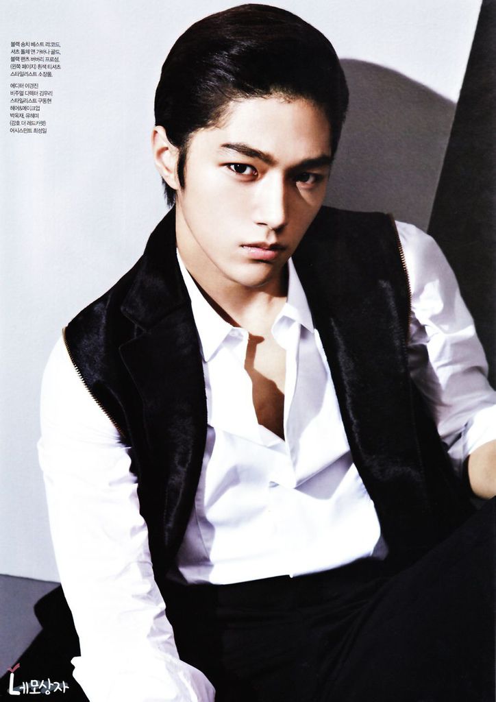 L'OFFICIEL HOMMES (cr. bliss_L0313; fr. baidu Infinite bar) (6).jpg