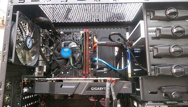 kato3c b360m hd+gtx1070 20180711.jpg