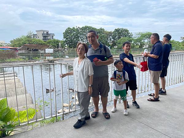 暑假宜蘭二日遊DAY2~超讚的親子景點 ~甲鳥園（複合式養鴨