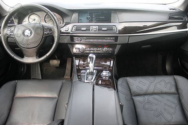 日規12年bmw 寶馬f10 528i 2 0 中古車二手車德芳國際車業 德芳國際車業 Pchome 個人新聞台