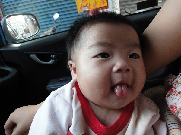 肚子餓了...