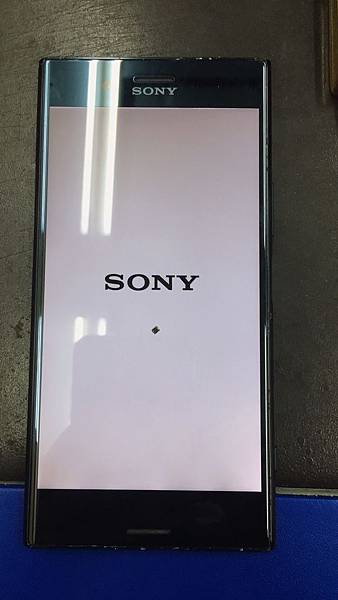Sony xzp 無法顯示燈光通病故障維修-1.jpg