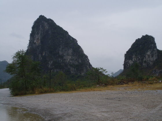 p122524905724.jpg
