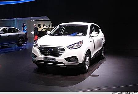 HYUNDAI Tucson FCEV1-5.jpg