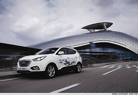 HYUNDAI ix35 FCEV寫1-3.jpg