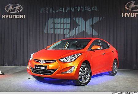 HYUNDAI Elantra EX1-7.jpg