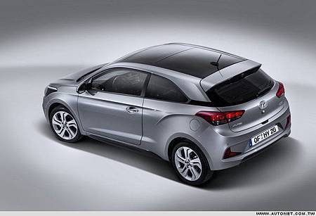 HYUNDAI發表三門掀背版本i20 Coupe1-3.jpg