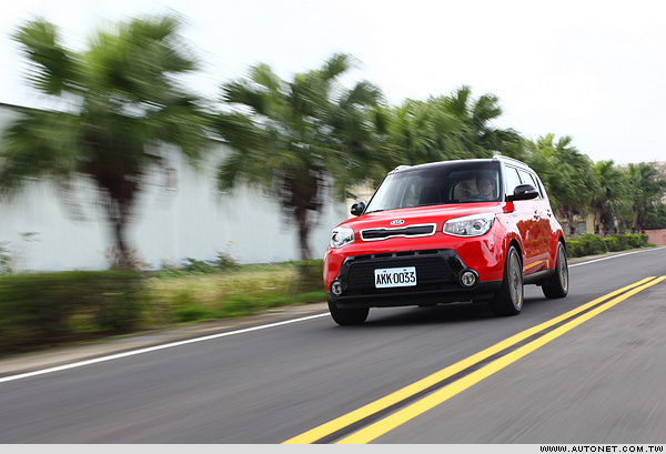 KIA Soul震撼版試駕報導(下)1-2.jpg KIA Soul震撼版試駕報導(下)1-2.jpg
