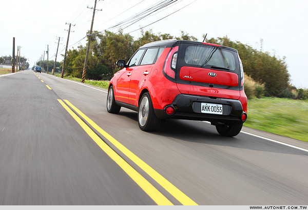 KIA Soul震撼版試駕報導(下)1-3.jpg KIA Soul震撼版試駕報導(下)1-3.jpg