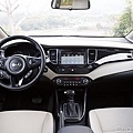 Kia Carens 試駕1-4.jpg