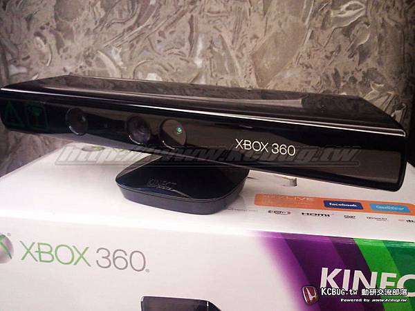 Xbox 360 4G+ KINECT 同捆包_001.jpg