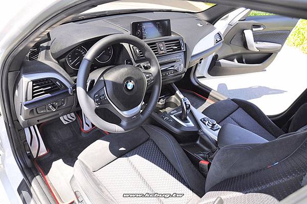 BMW M135i (F20) 開箱_047.jpg