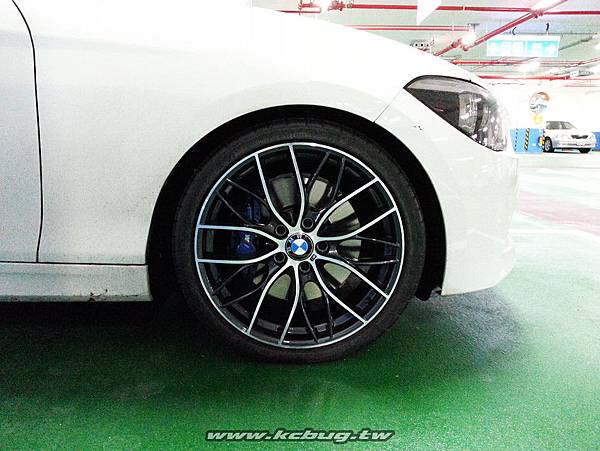 BMW M135i 上BMW M Performance 405M 19吋+PSS輪圈組_14.jpg