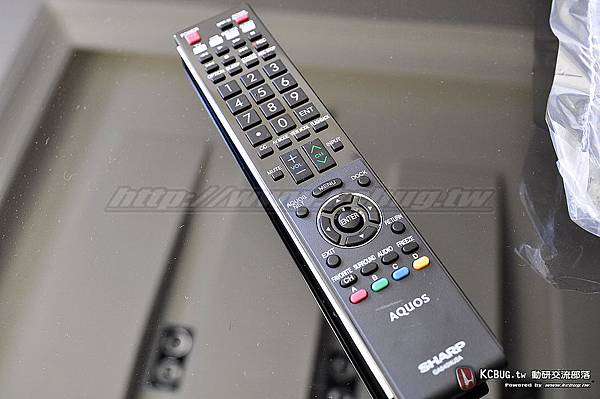 Sharp LE820_007.jpg