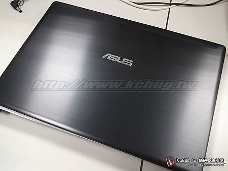 ASUS U35JC_000.jpg