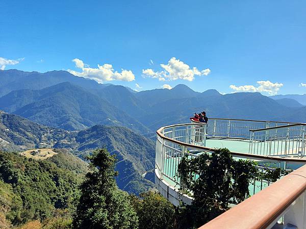 南投,仁愛,清境農場,清境,清境高空觀景步道,中央山脈,綿羊,打卡,拍照,百岳,南投景點