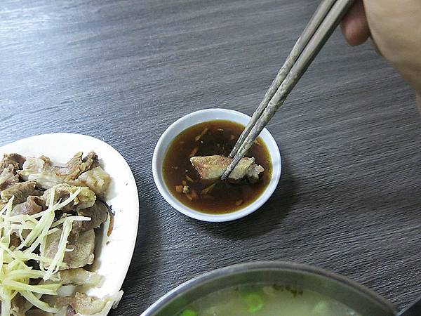 食話食說273：基隆美食！巷弄麻醬烏龍麵，雙醬烏龍麵兩種享受