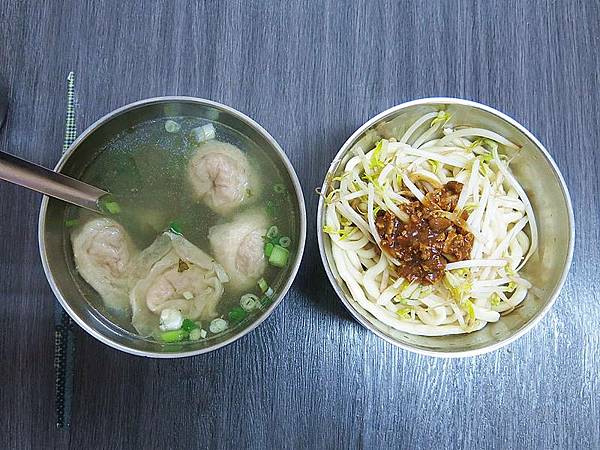 食話食說273：基隆美食！巷弄麻醬烏龍麵，雙醬烏龍麵兩種享受