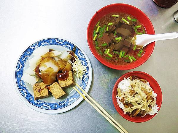 食話食說284：基隆美食！阿美麵店平價美味，黑白切必點，麵、