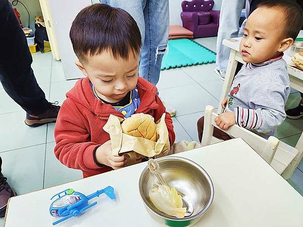 將記就記7：送漢堡到方濟幼兒園！漢堡工坊公益旅行團2O24年