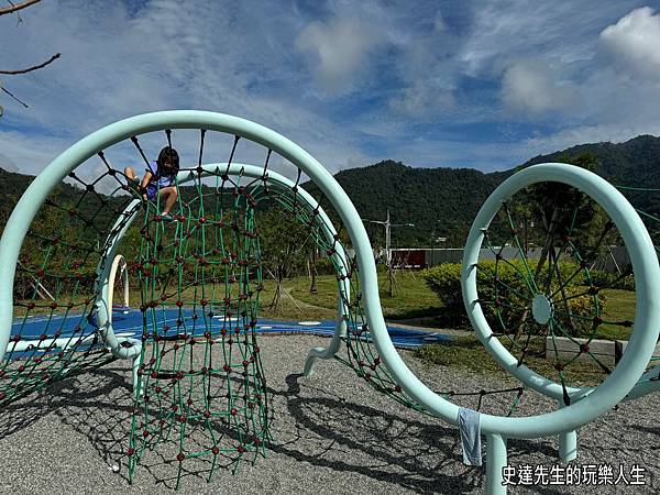 【南投景點】福興溫泉遊客中心+溫泉區親子公園~@南投縣埔里鎮