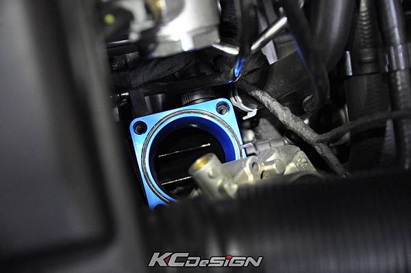 VW Golf 7 1.2_1.4 installed KC.TBS Throttle body spacer _03.jpg